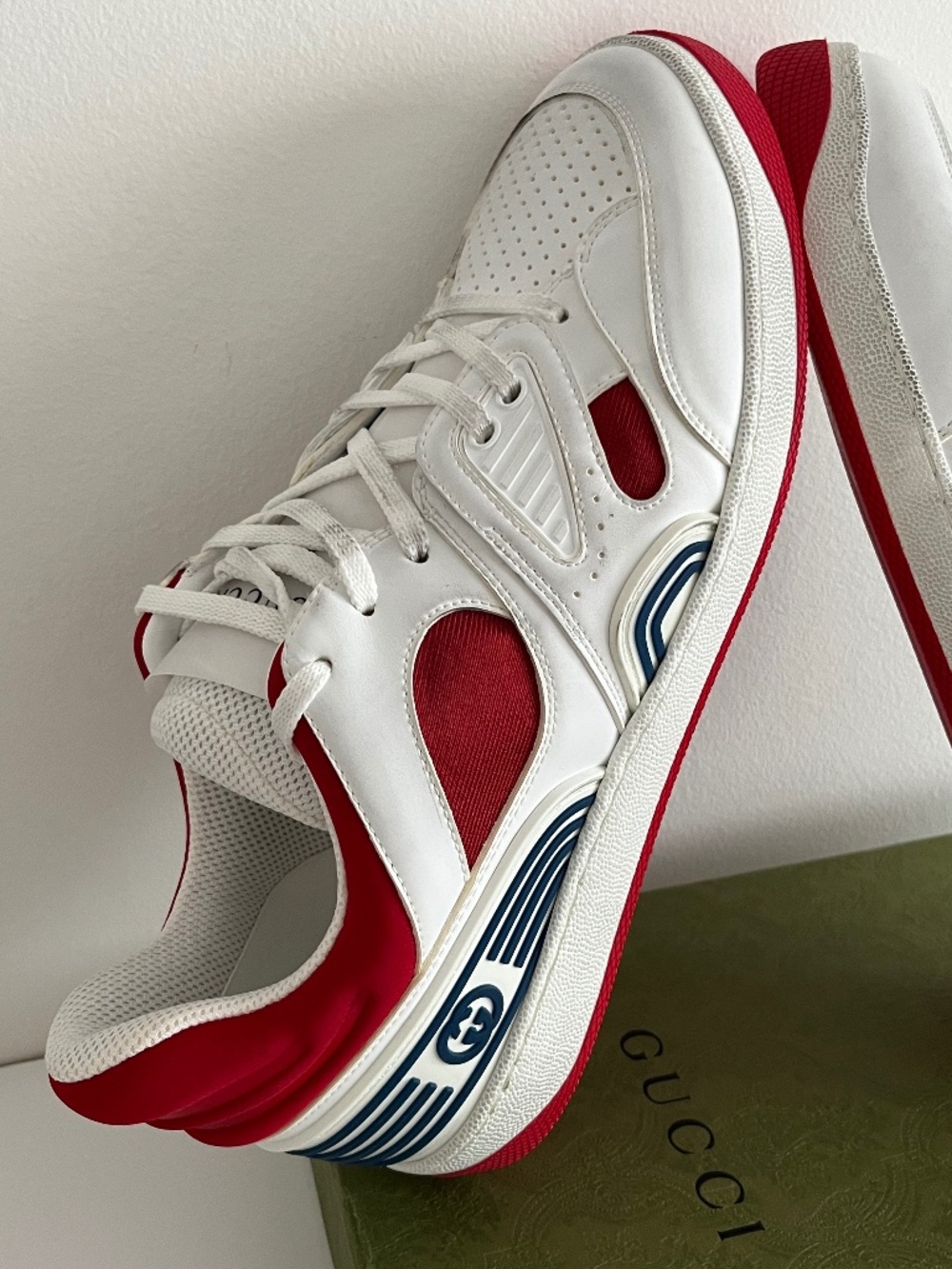 Gucci Men's Basket Sneakers Low Top Lace Up Red White Blue Size 10 US 10.5 New